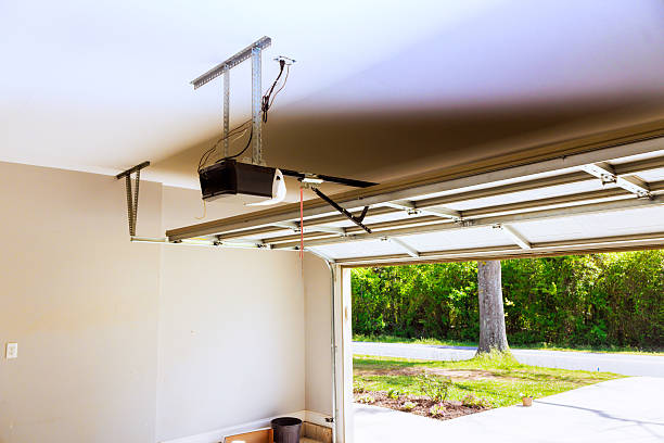 Top rated local Garage Door Panel Replacement specialists in Henry, IL
